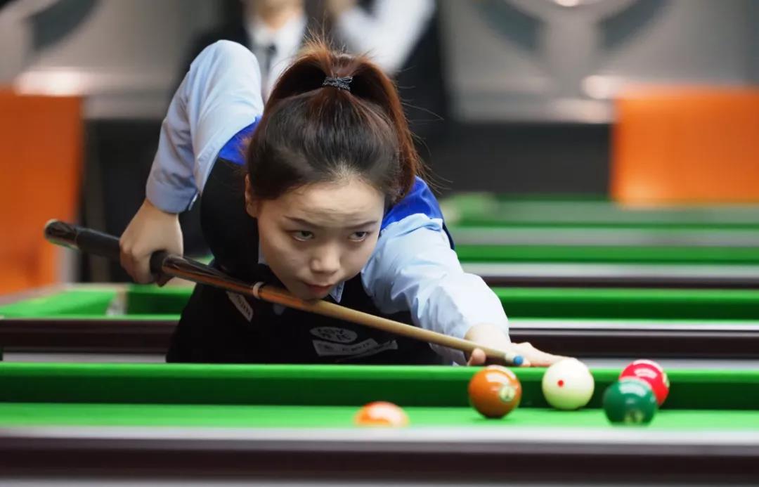 中国三人女 中国三人女